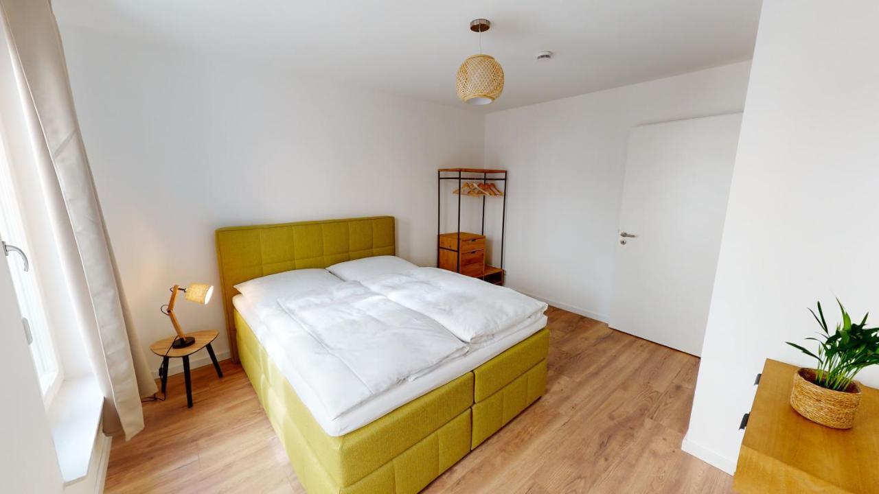 אפרטהוטל נוירופין Travel Art Boardinghouse מראה חיצוני תמונה